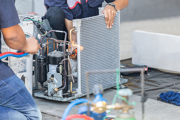 two hvac workers 